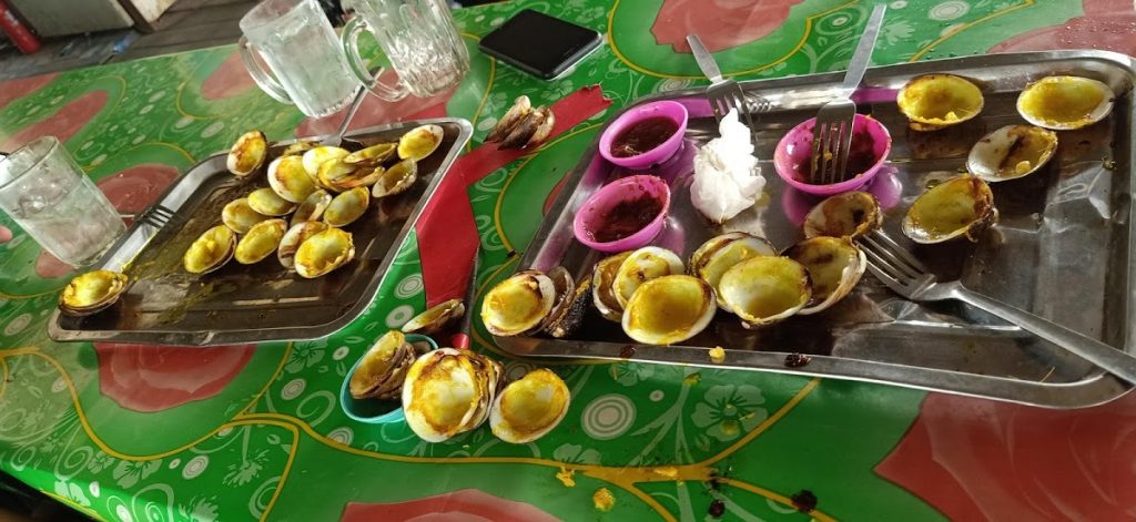 Photo of Gerai Kelapa Bakar Kak Tini (Lokan Bakar & Puding Kelapa) - Lahad Datu, Sabah, Malaysia