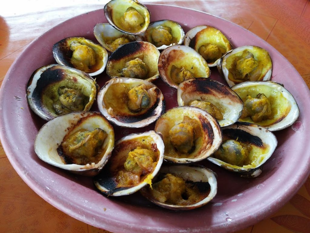 Photo of Gerai Kelapa Bakar Kak Tini (Lokan Bakar & Puding Kelapa) - Lahad Datu, Sabah, Malaysia
