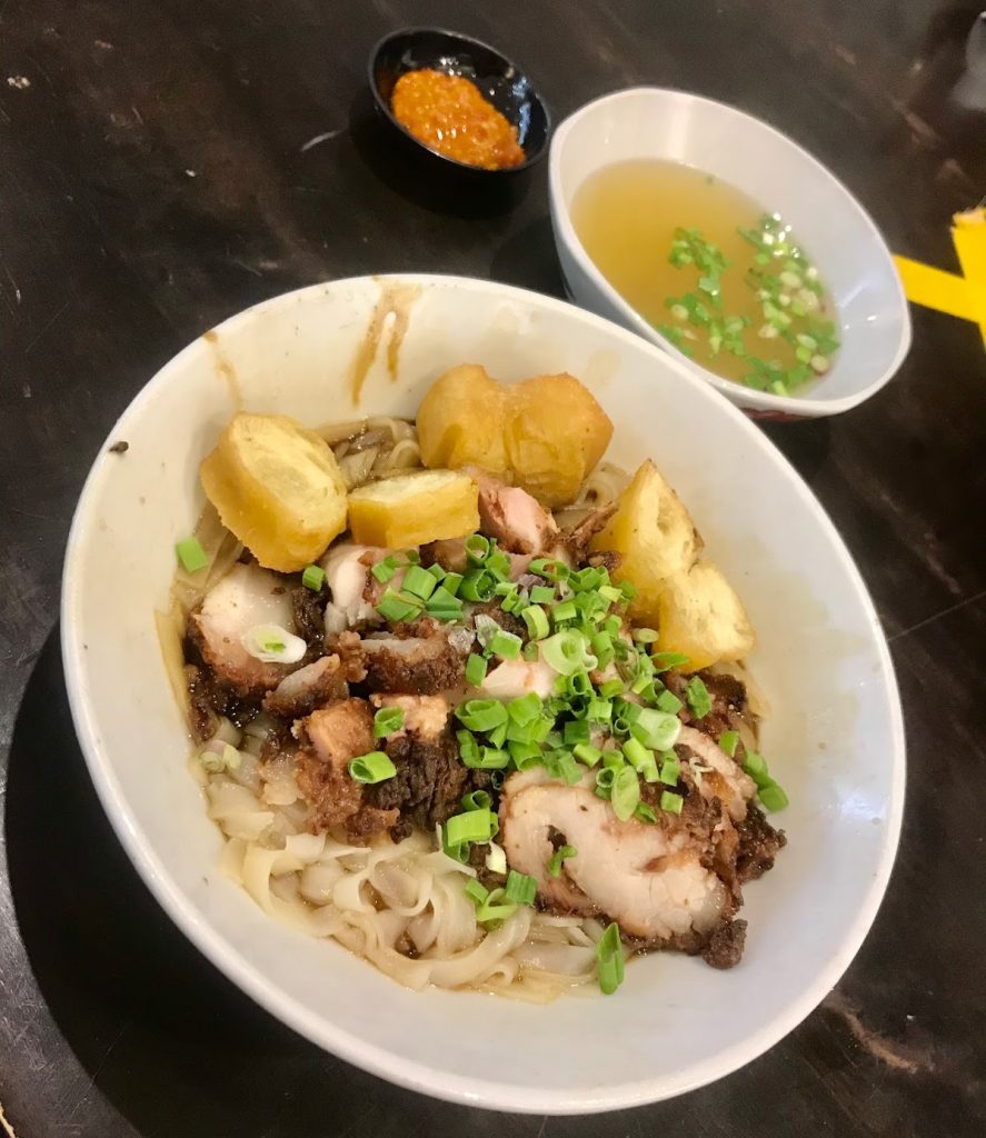 Photo of Traditional Fried Pork Kuey Teow (Sandakan wet market) 亚燕 古早味炸肉大粉 - Kota Kinabalu, Sabah, Malaysia