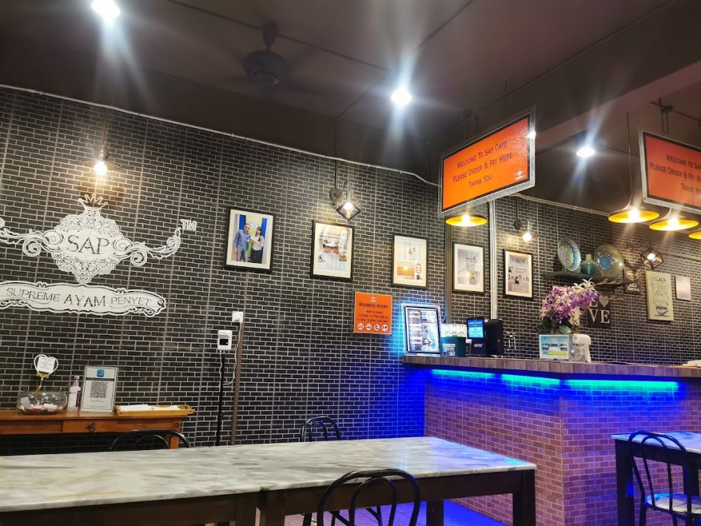 Photo of Supreme Ayam Penyet Cafe - Kota Kinabalu, Sabah, Malaysia