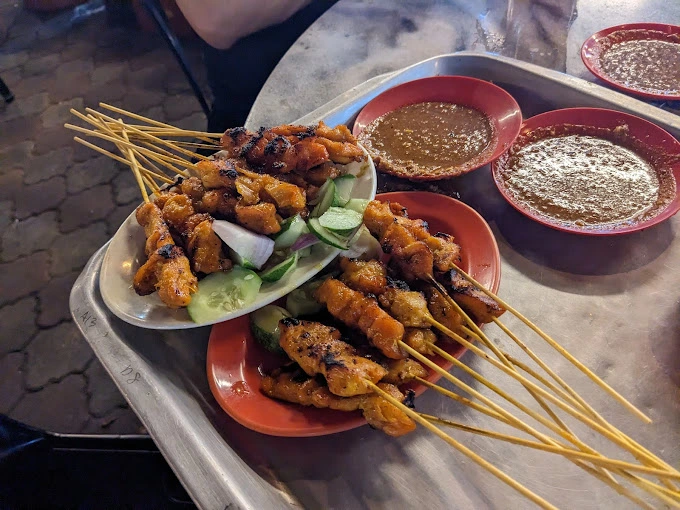 Food Courts in KL To Visit | Reviewbah