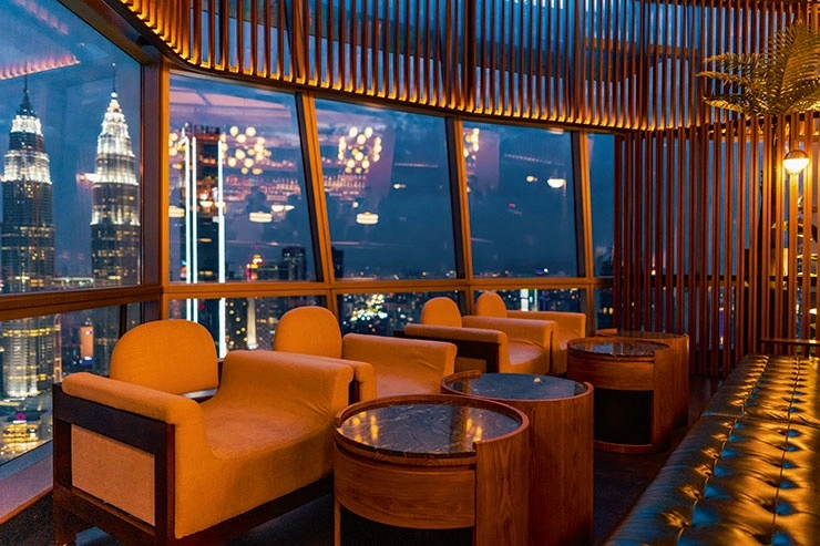 Sky Dining in Kuala Lumpur: 5 Amazing Restaurants and Bars with Stunning Views | Reviewbah