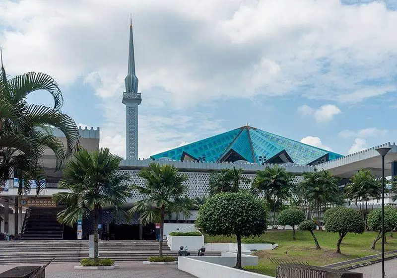 5 Most Beautiful Masjid in Kuala Lumpur and Selangor | Reviewbah