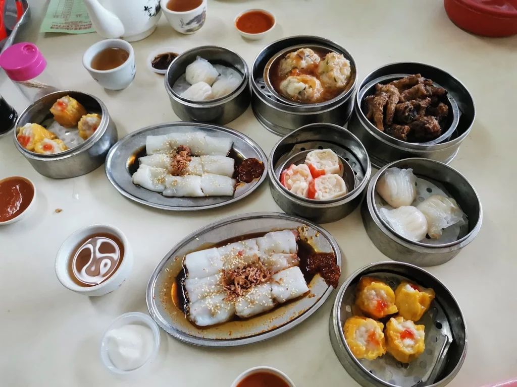 Wake Up and Start Your Day in Ipoh: A Breakfast Guide to Hidden Gems | Reviewbah