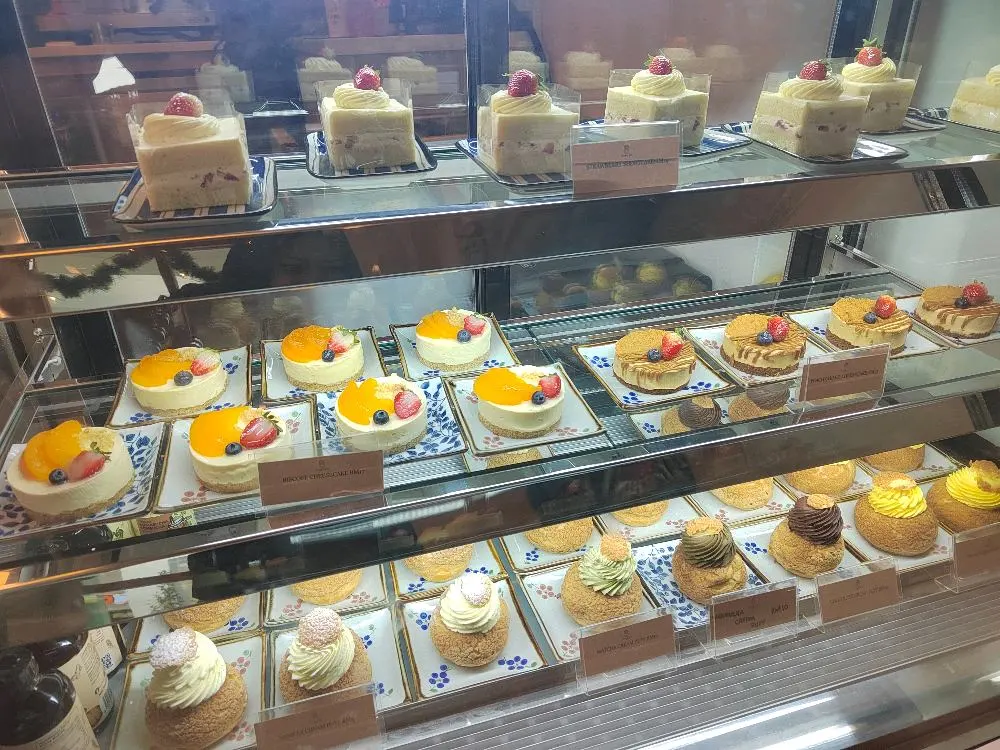 11 Must-Try Restaurants & Cafes in Sutera Avenue | Reviewbah
