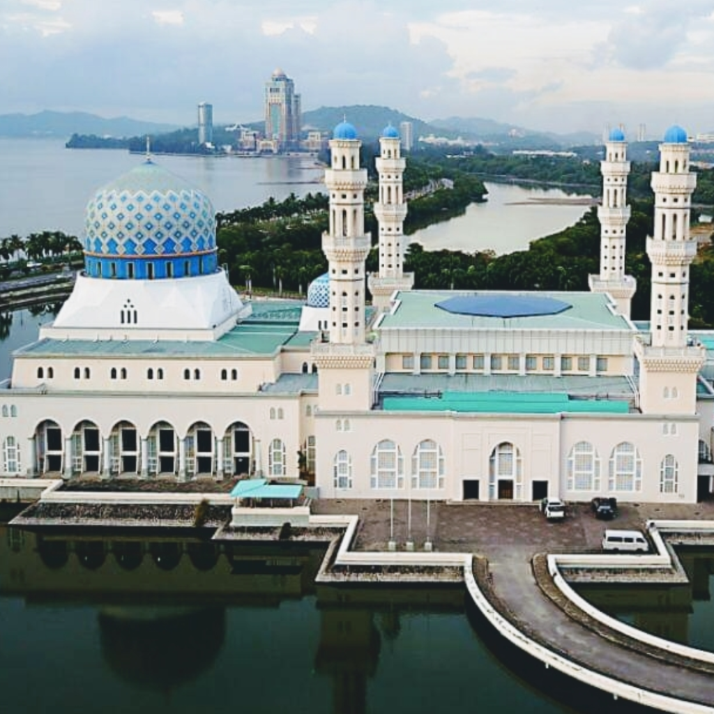 A Traveller's Guide: Experience Sabah's Magical Beauty Firsthand | Reviewbah